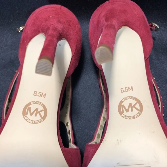 Michael Michael Kors Red Suede Studded Pumps 6.5M - Picture 4 of 4